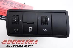 Gebrauchte Schalter Kia Venga 1.6 CVVT 16V Preis € 56,25 Margenregelung angeboten von Boonstra Autoparts