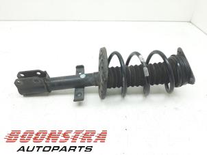 Used Front shock absorber rod, left Renault Clio III (BR/CR) 1.5 dCi 105 Price € 24,95 Margin scheme offered by Boonstra Autoparts