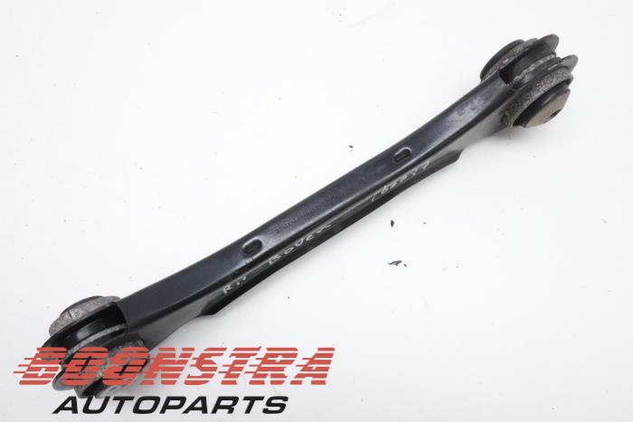 Rear upper wishbone, right from a BMW 3 serie (F30) 318d 2.0 16V 2012