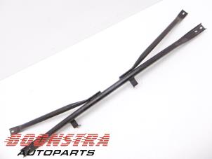 Used Chassis bar, front Audi Q5 (8RB) 2.0 TDI 16V Quattro Price € 24,95 Margin scheme offered by Boonstra Autoparts