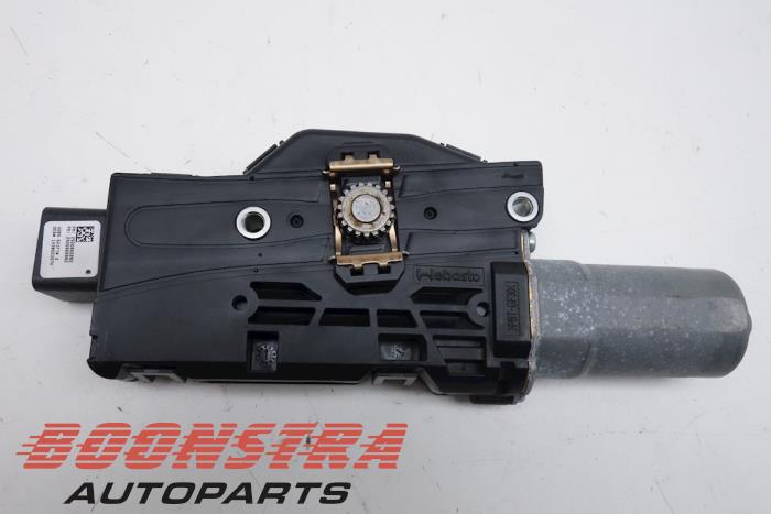 Używane Silnik szyberdachu Nissan Juke (F15) Cena € 69,95 Procedura marży oferowane przez Boonstra Autoparts