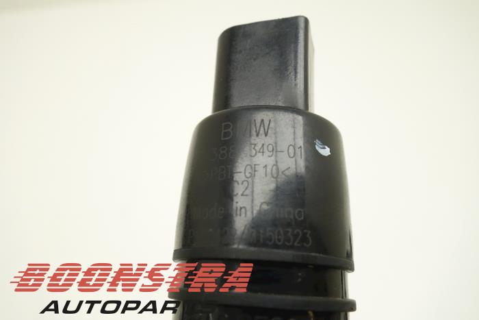 Windscreen washer pump Mini Clubman 1.5 Cooper 12V - 67127388349 BMW