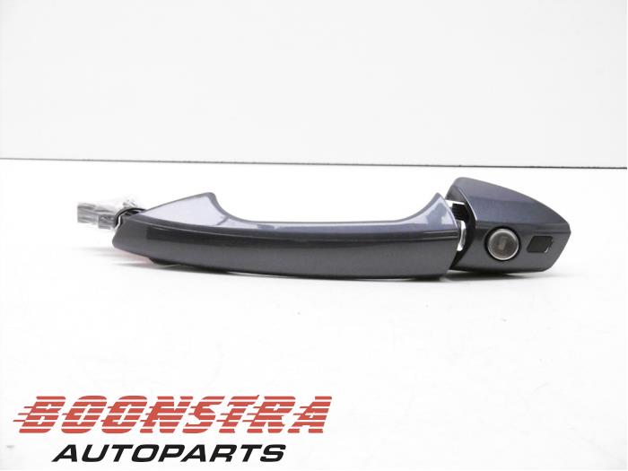 Gebrauchte Handgriff Mercedes ML III (166) 3.0 ML-350 BlueTEC V6 24V 4-Matic Preis € 24,95 Margenregelung angeboten von Boonstra Autoparts