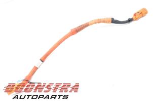 Używane Kabel wysokiego napiecia Volkswagen Golf VII (AUA) 1.4 GTE 16V Cena € 24,95 Procedura marży oferowane przez Boonstra Autoparts