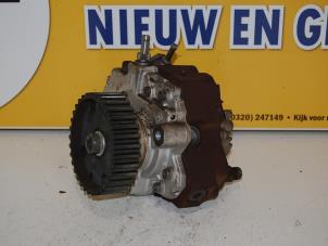 Used Mechanical fuel pump Opel Astra H (L48) 1.7 CDTi 16V Price € 125,00 Margin scheme offered by Autobedrijf van der Feer