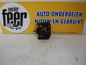Used Rear brake calliper, right Chevrolet Nubira Wagon (J100) 1.8 16V Price € 35,00 Margin scheme offered by Autobedrijf van der Feer