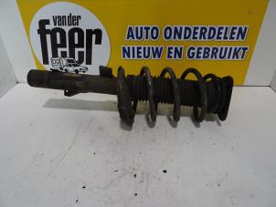 Used Front shock absorber rod, right Ford Focus C-Max 1.6 16V Price € 35,00 Margin scheme offered by Autobedrijf van der Feer