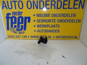 Usagé Boîtier thermostat Opel Combo Prix € 22,50 Règlement à la marge proposé par Autobedrijf van der Feer