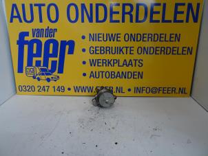 Używane Pompa prózniowa (Diesel) Opel Corsa D 1.3 CDTi 16V ecoFLEX Cena € 35,00 Procedura marży oferowane przez Autobedrijf van der Feer
