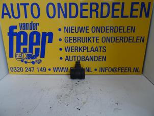 Usagé Compteur de masse d'air Opel Corsa D 1.3 CDTi 16V ecoFLEX Prix € 20,00 Règlement à la marge proposé par Autobedrijf van der Feer
