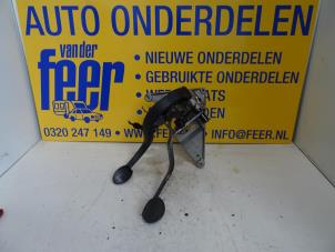 Używane Zestaw pedalów BMW Mini One/Cooper (R50) 1.6 16V Cooper Cena € 45,00 Procedura marży oferowane przez Autobedrijf van der Feer