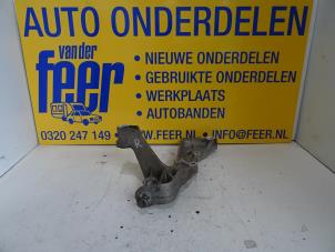 Usagé Support bras de suspension avant droit Audi A3 (8P1) 1.6 Prix € 27,50 Règlement à la marge proposé par Autobedrijf van der Feer