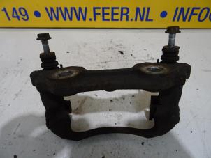Used Front brake calliperholder, left Peugeot 207/207+ (WA/WC/WM) 1.6 16V VTi Price € 17,50 Margin scheme offered by Autobedrijf van der Feer