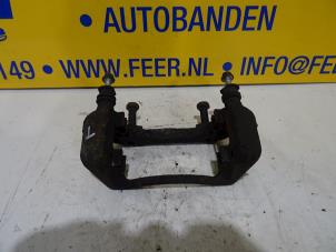 Used Front brake calliperholder, left Mercedes C Sportcoupé (C203) 1.8 C-180K 16V Price € 17,50 Margin scheme offered by Autobedrijf van der Feer