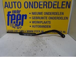 Used Front wiper arm BMW 3 serie (E90) 318i 16V Price € 17,50 Margin scheme offered by Autobedrijf van der Feer