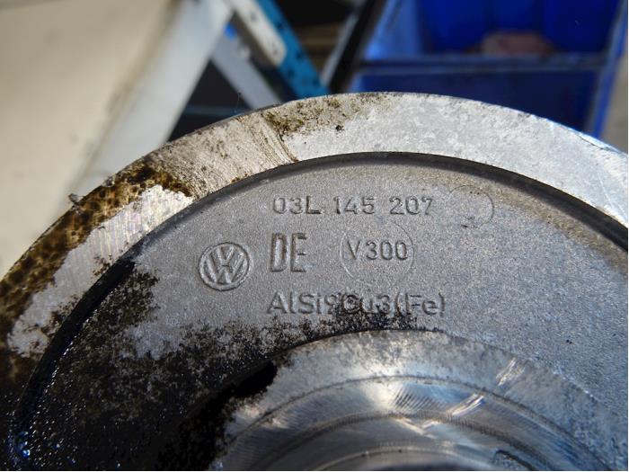 Bomba de vacío (diésel) de un Volkswagen Polo V (6R) 1.2 TDI 12V BlueMotion 2010