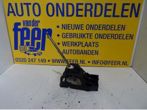 Used Gear stick Peugeot 108 Price € 35,00 Margin scheme offered by Autobedrijf van der Feer