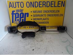 Used Dashboard vent Kia Proceed (CD) 1.4 T-GDI 16V Price € 35,00 Margin scheme offered by Autobedrijf van der Feer