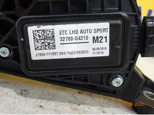 Used Accelerator pedal Kia Proceed (CD) 1.4 T-GDI 16V Price € 75,00 Margin scheme offered by Autobedrijf van der Feer