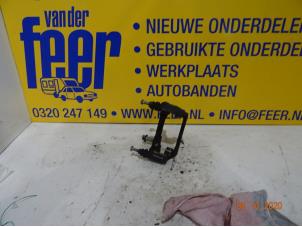 Used Rear brake calliperholder, left Volvo V70 (BW) 2.0 D2 Geartronic 16V Price € 25,00 Margin scheme offered by Autobedrijf van der Feer