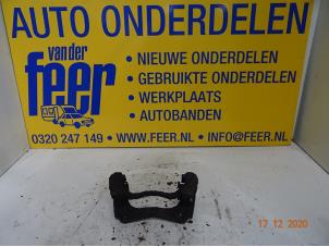 Used Front brake calliperholder, left Toyota Corolla Verso (R10/11) 2.0 D-4D 16V Price € 17,50 Margin scheme offered by Autobedrijf van der Feer