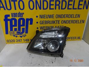 Used Headlight, left Opel Vectra C 1.8 16V Price € 35,00 Margin scheme offered by Autobedrijf van der Feer