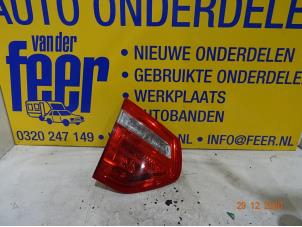 Używane Tylne swiatlo pozycyjne lewe Citroen C4 Picasso (UD/UE/UF) 2.0 HDiF 16V 135 Cena € 30,00 Procedura marży oferowane przez Autobedrijf van der Feer