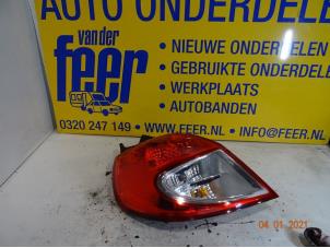 Used Taillight, left Renault Clio III (BR/CR) 1.5 dCi FAP Price € 30,00 Margin scheme offered by Autobedrijf van der Feer
