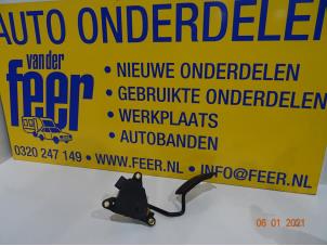 Used Accelerator pedal Renault Clio III (BR/CR) 1.5 dCi FAP Price € 30,00 Margin scheme offered by Autobedrijf van der Feer