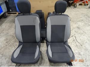 Used Seats + rear seat (complete) Renault Clio III (BR/CR) 1.5 dCi FAP Price € 125,00 Margin scheme offered by Autobedrijf van der Feer