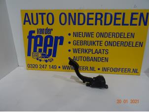 Used Accelerator pedal module Ford Focus 2 Wagon 1.6 TDCi 16V 110 Price € 35,00 Margin scheme offered by Autobedrijf van der Feer
