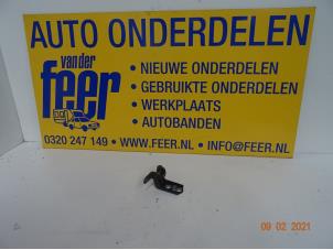 Used Rear door hinge, left Citroen C1 1.0 Vti 68 12V Price € 20,00 Margin scheme offered by Autobedrijf van der Feer