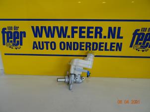 Używane Glówny cylinder hamulcowy Fiat 500C (312) 1.0 Mild Hybrid Cena € 125,00 Procedura marży oferowane przez Autobedrijf van der Feer