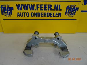 Used Front brake calliperholder, right Fiat 500C (312) 1.0 Mild Hybrid Price € 35,00 Margin scheme offered by Autobedrijf van der Feer