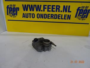 Usagé Boitier papillon Opel Corsa D 1.0 Prix € 45,00 Règlement à la marge proposé par Autobedrijf van der Feer