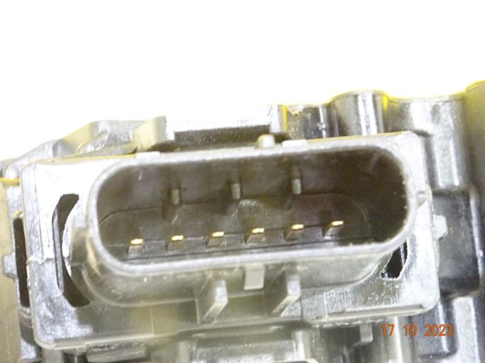Accelerator pedal module from a Volkswagen Golf VII (AUA) 1.6 TDI BlueMotion 16V 2014