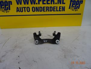 Used Front brake calliperholder, left Toyota Yaris III (P13) 1.5 16V Dual VVT-iE Price € 10,00 Margin scheme offered by Autobedrijf van der Feer