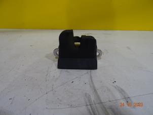 Gebrauchte Schließmechanik Heckklappe Seat Ibiza IV (6J5) 1.2 12V Preis € 25,00 Margenregelung angeboten von Autobedrijf van der Feer