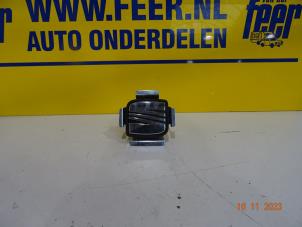 Used Tailgate handle Seat Ibiza IV (6J5) 1.4 16V Price € 35,00 Margin scheme offered by Autobedrijf van der Feer