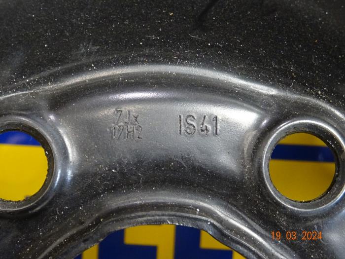 Spare wheel from a Opel Insignia 2009