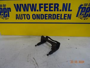 Używane Szczeki hamulcowe lewy przód Opel Agila (B) 1.0 12V Cena € 17,50 Procedura marży oferowane przez Autobedrijf van der Feer
