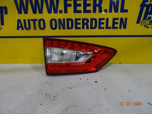 Usagé Feu arrière droit Ford Mondeo V Wagon 1.5 TDCi Prix € 50,00 Règlement à la marge proposé par Autobedrijf van der Feer