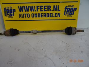 Usagé Arbre de transmission avant droit Opel Astra J Sports Tourer (PD8/PE8/PF8) 1.3 CDTI 16V ecoFlex Prix € 75,00 Règlement à la marge proposé par Autobedrijf van der Feer
