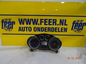 Gebrauchte Tacho - Kombiinstrument KM Opel Astra J Sports Tourer (PD8/PE8/PF8) 1.3 CDTI 16V ecoFlex Preis € 65,00 Margenregelung angeboten von Autobedrijf van der Feer