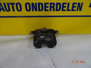 Usagé Etrier de frein (pince) avant droit Opel Astra J Sports Tourer (PD8/PE8/PF8) 1.3 CDTI 16V ecoFlex Prix € 45,00 Règlement à la marge proposé par Autobedrijf van der Feer