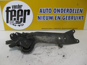 Used Rear wishbone, left Opel Signum (F48) 3.0 CDTI V6 24V Price on request offered by Autobedrijf van der Feer