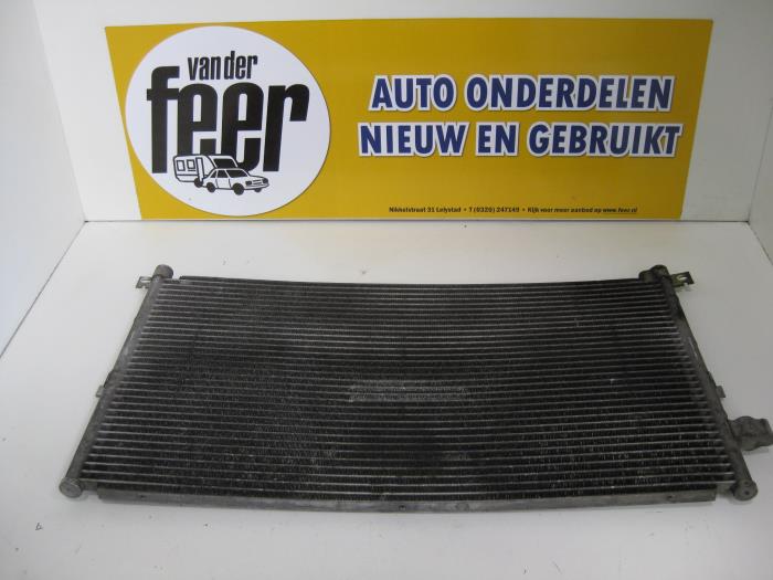 Air conditioning condenser from a Ford Mondeo III 2.0 TDCi/TDDi 115 16V 2003