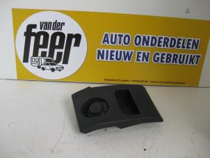 Usagé Commutateur lumière Opel Corsa D 1.4 16V Twinport Prix € 35,00 Règlement à la marge proposé par Autobedrijf van der Feer
