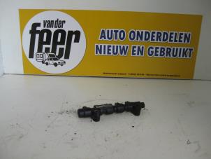 Used Fuel injector nozzle Peugeot 407 SW (6E) 1.6 HDiF 16V Price € 100,00 Margin scheme offered by Autobedrijf van der Feer