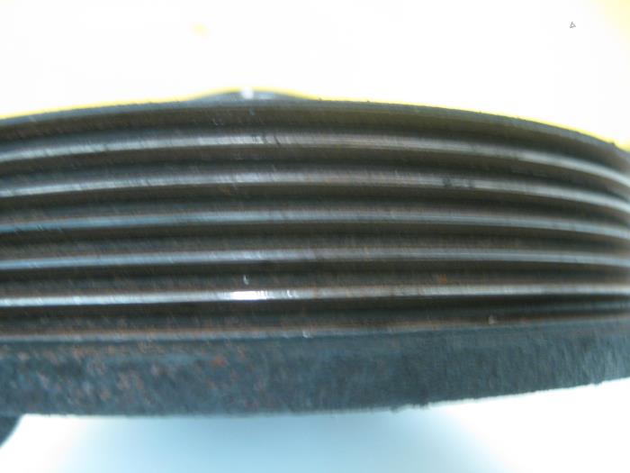 Crankshaft pulley from a Ford Transit Connect 1.8 Tddi 2005